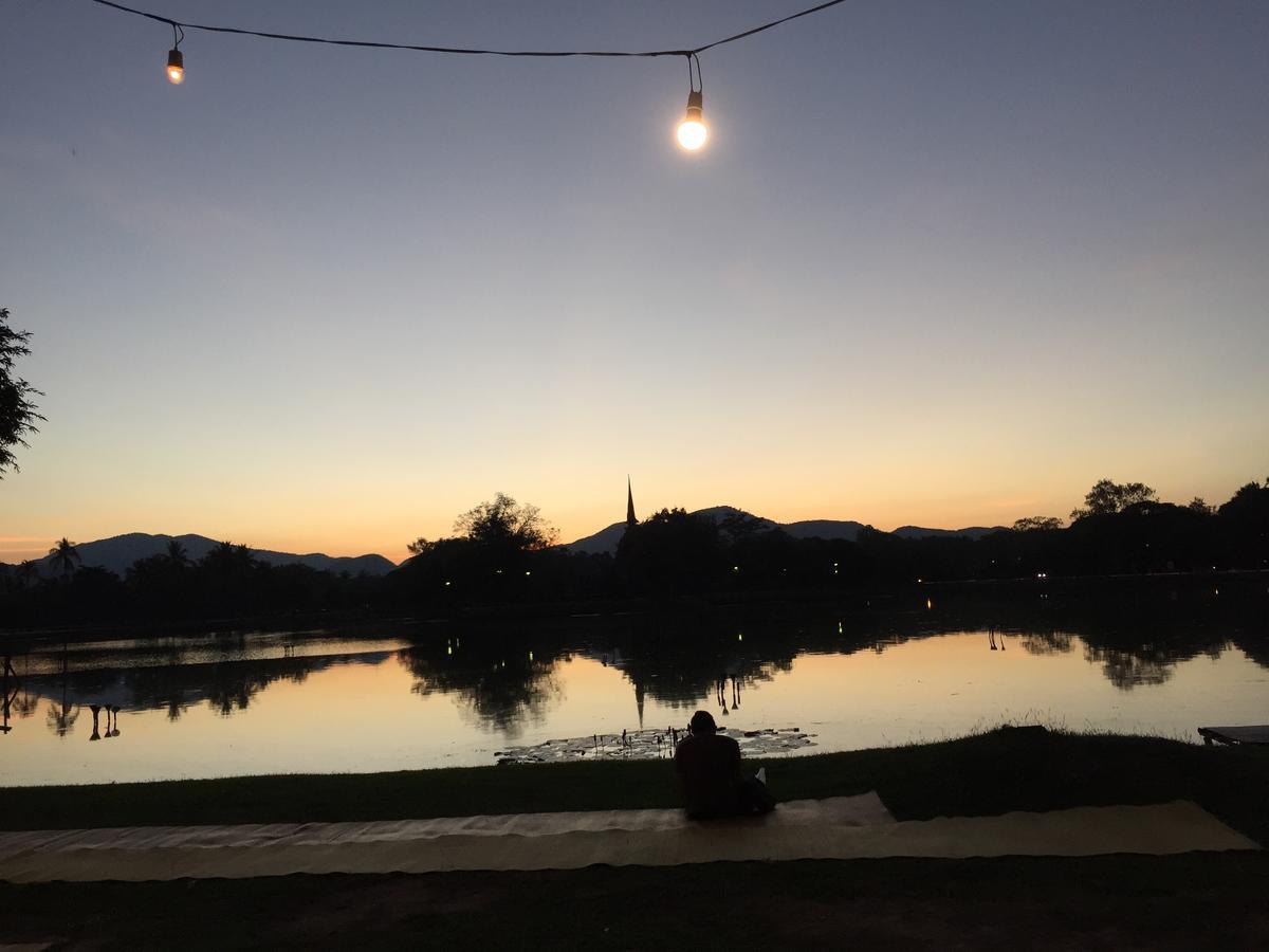 Moat View Hotel Sukhothai Buitenkant foto
